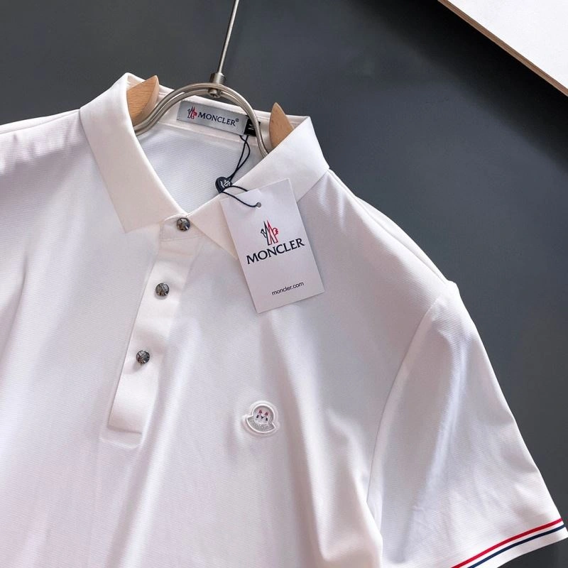 Casual Moncler T-Shirts 143682