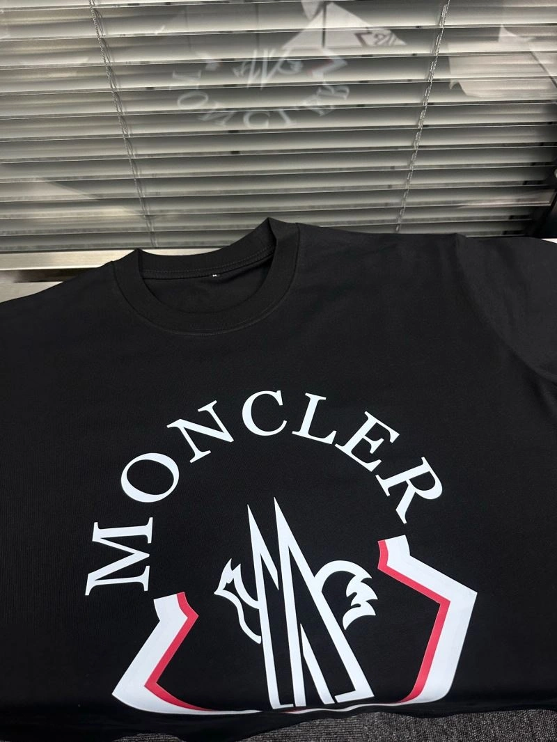 Moncler T-Shirts Upgraded 139813