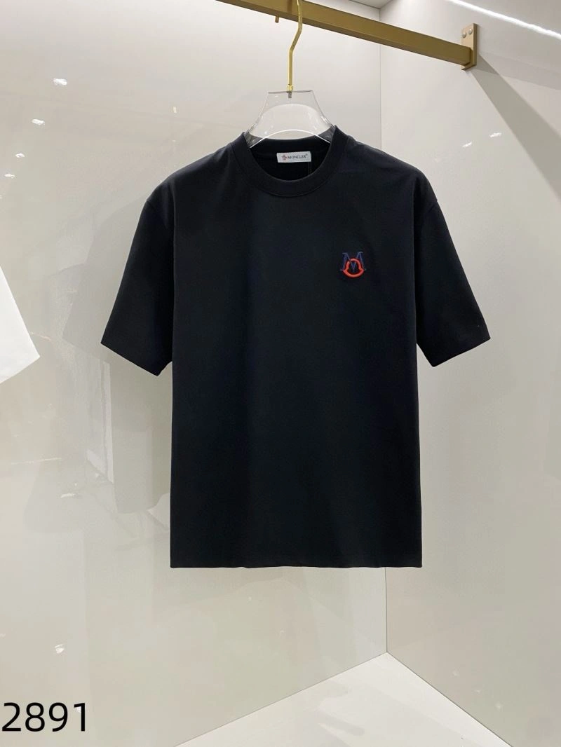 Supportive Moncler T-Shirts 139814