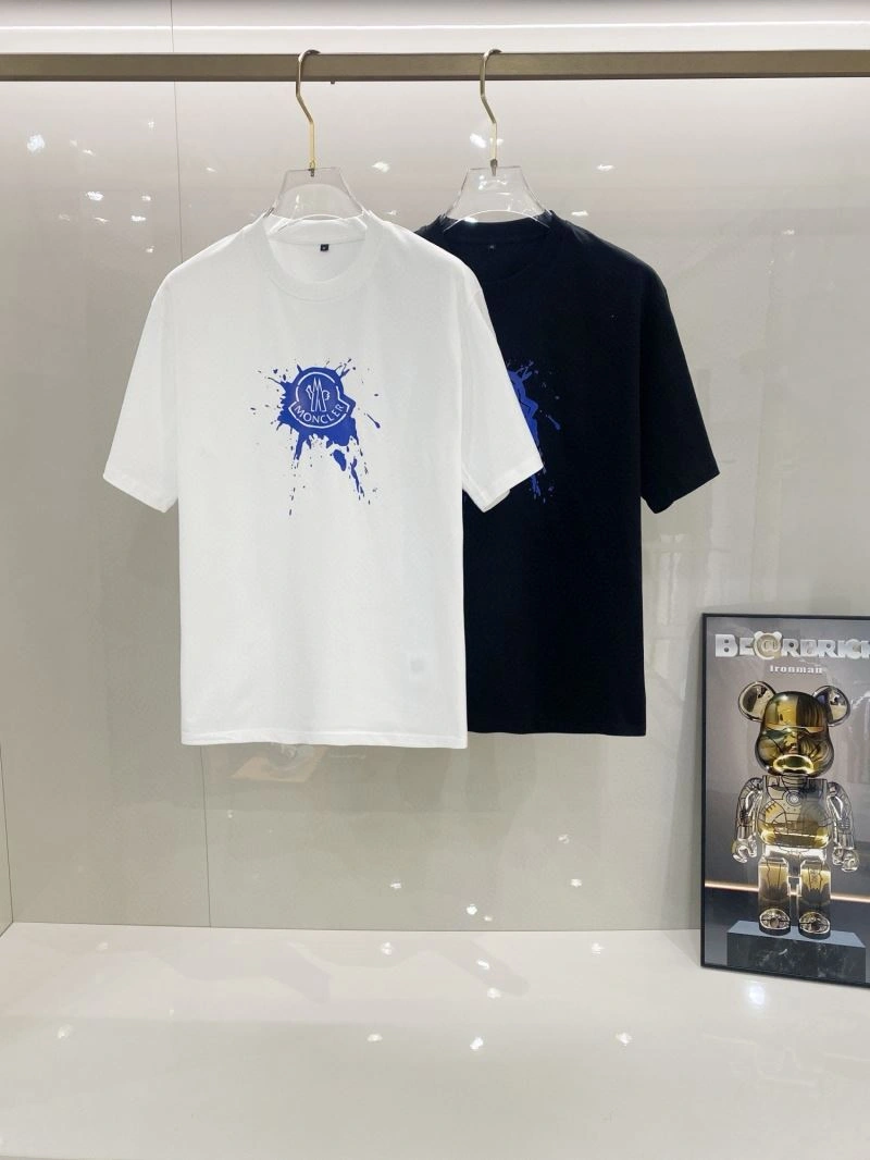 Moncler T-Shirts Elegant 139815