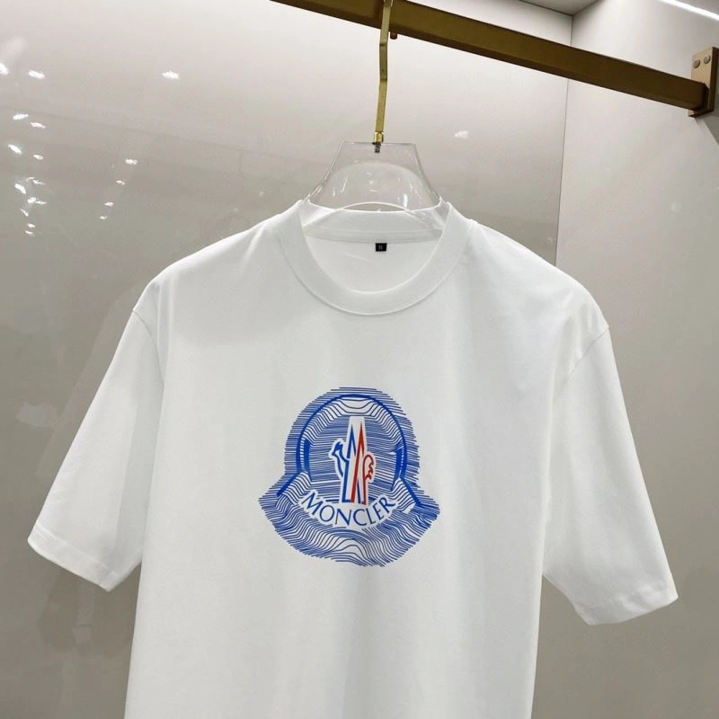 Stylish Moncler T-Shirts 139807