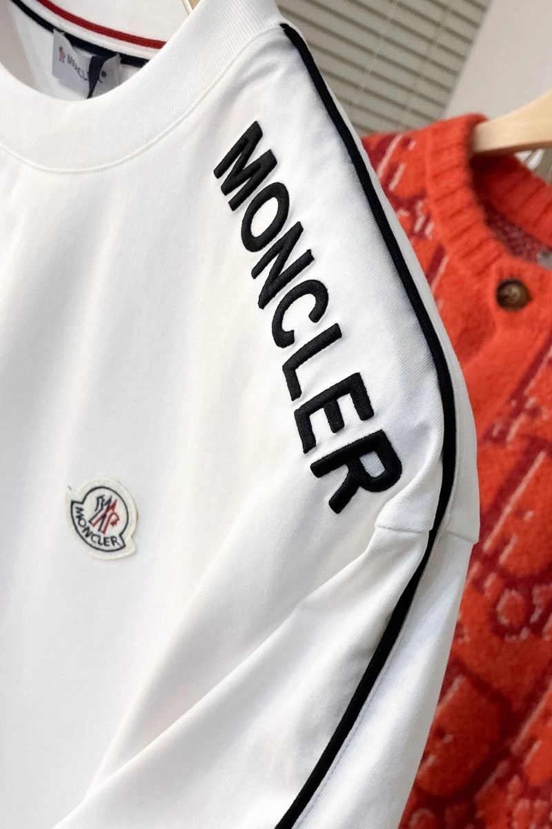 Functional Moncler T-Shirts 143181