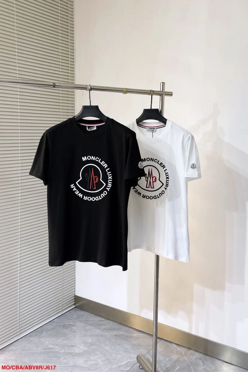 Moncler T-Shirts WeatherProof 143171