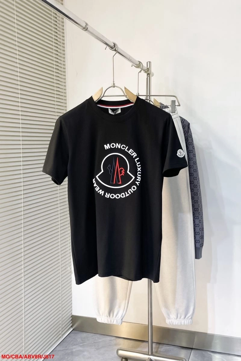 Moncler T-Shirts WeatherProof 143171