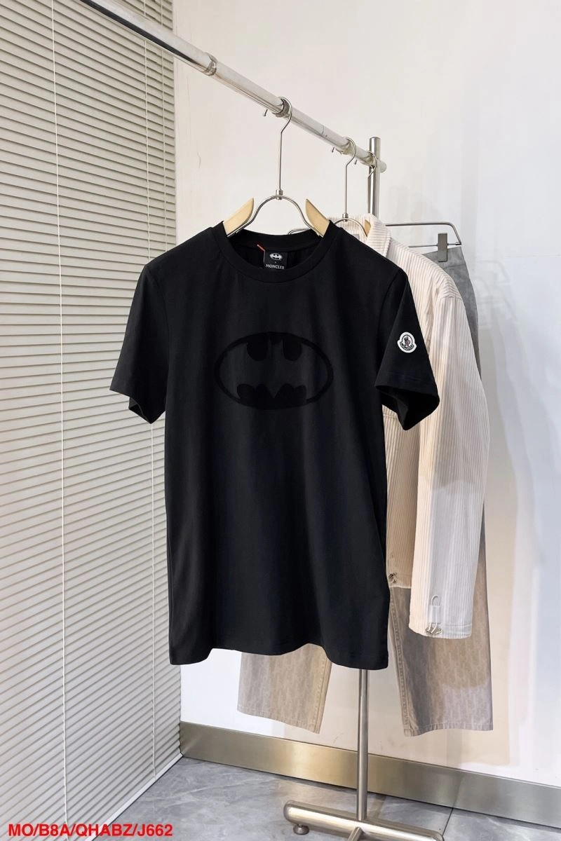 Stylish Moncler T-Shirts 143161