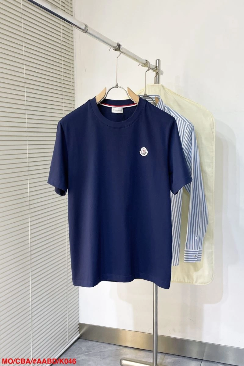Moncler T-Shirts Durable 143230
