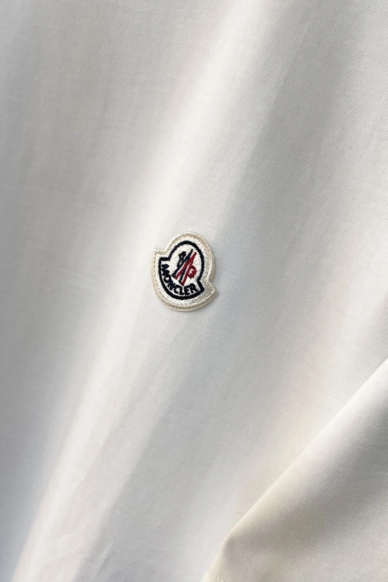Moncler T-Shirts Durable 143230