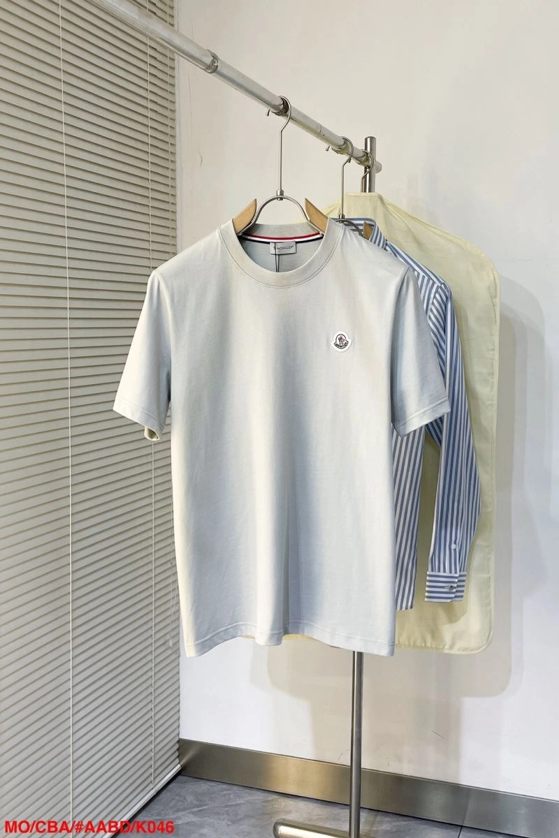 Moncler T-Shirts EasyMatch 143154