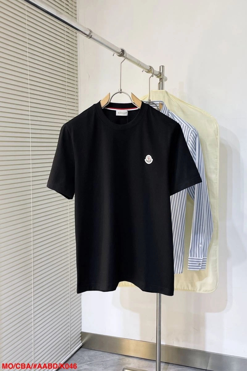 Moncler T-Shirts EasyMatch 143154