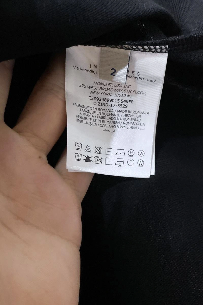 Moncler T-Shirts EasyMatch 143154