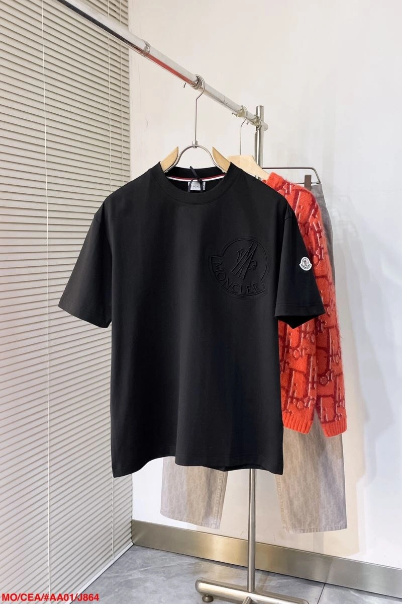 Flexible Moncler T-Shirts 143159