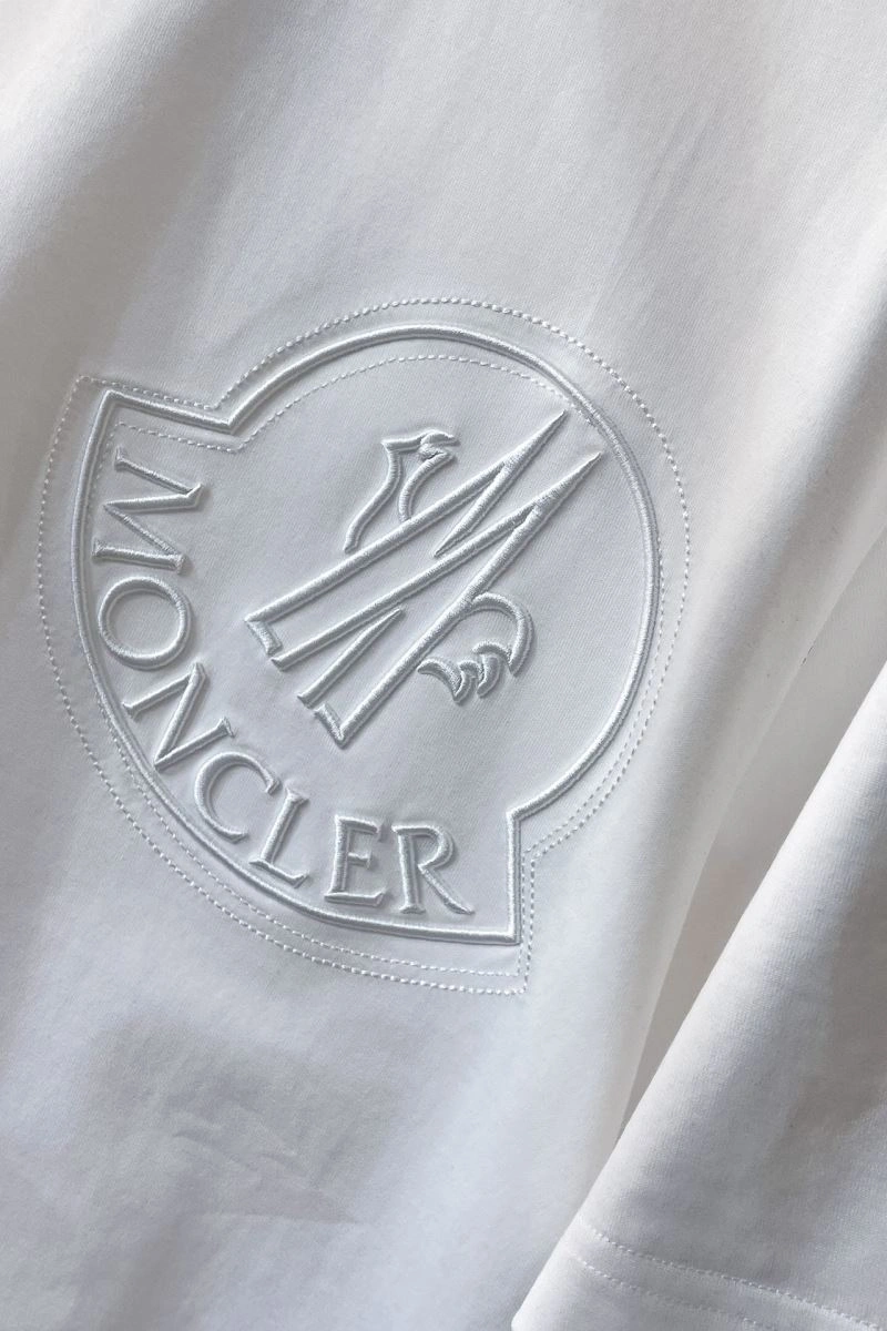 Flexible Moncler T-Shirts 143159