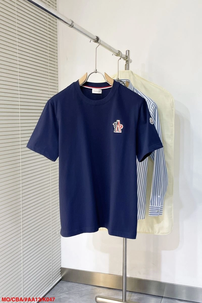 Bright Moncler T-Shirts 143149