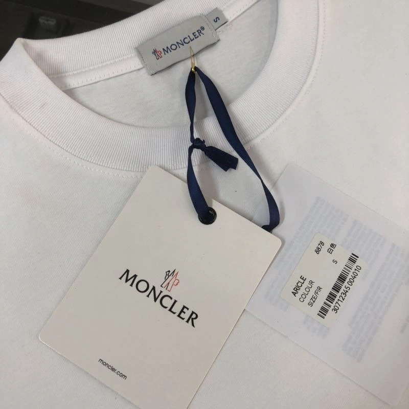 Moncler T-Shirts WellDesigned 143150