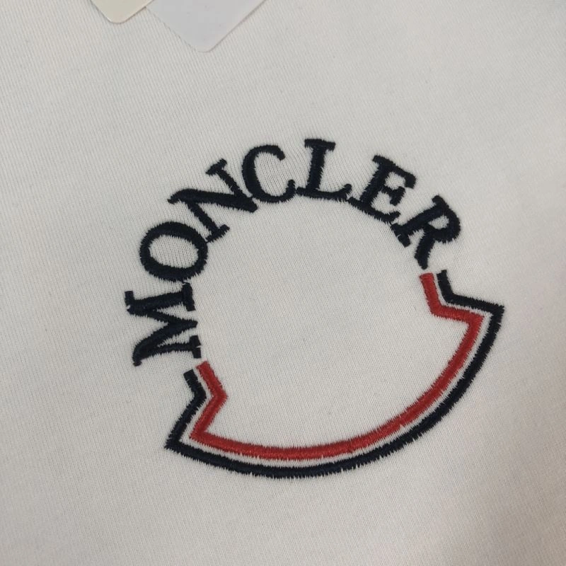Moncler T-Shirts WellDesigned 143150