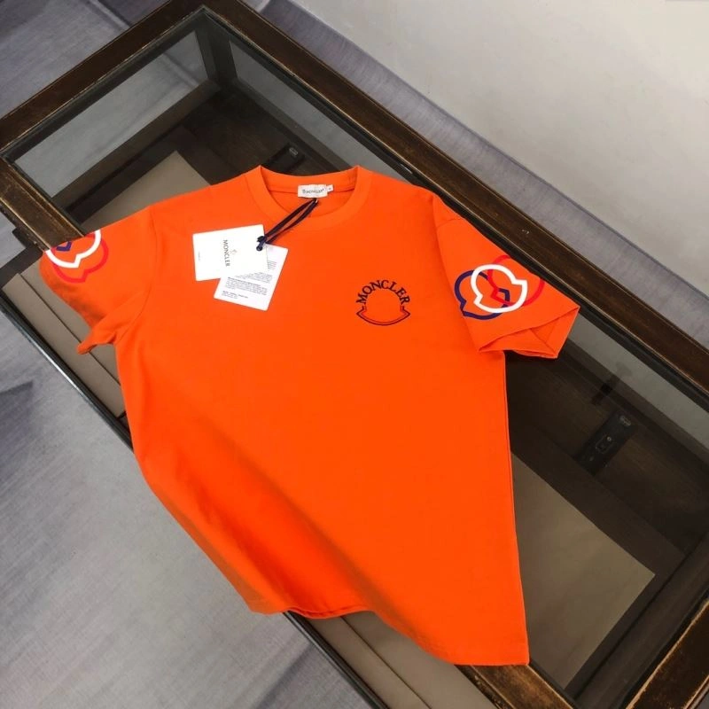 Moncler T-Shirts ComfortFit 143151