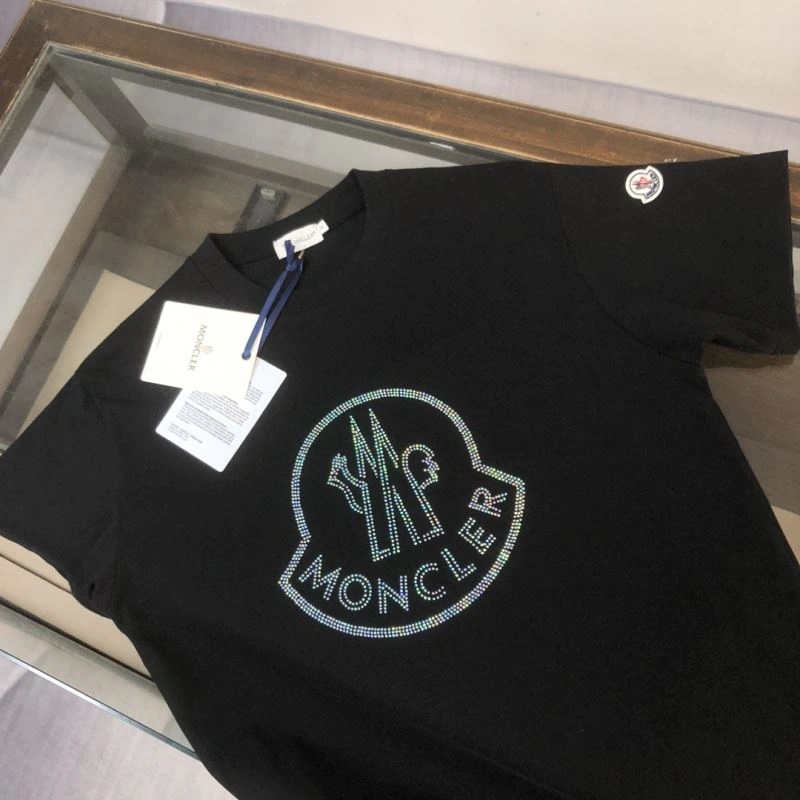 Moncler T-Shirts Sustainable 143147