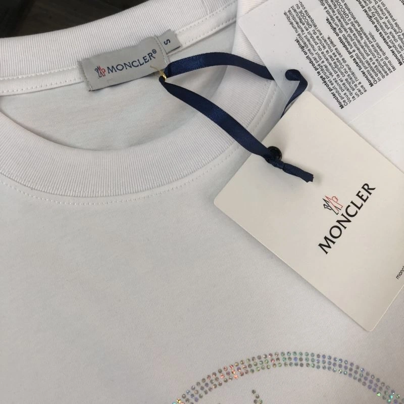 Neat Moncler T-Shirts 143146