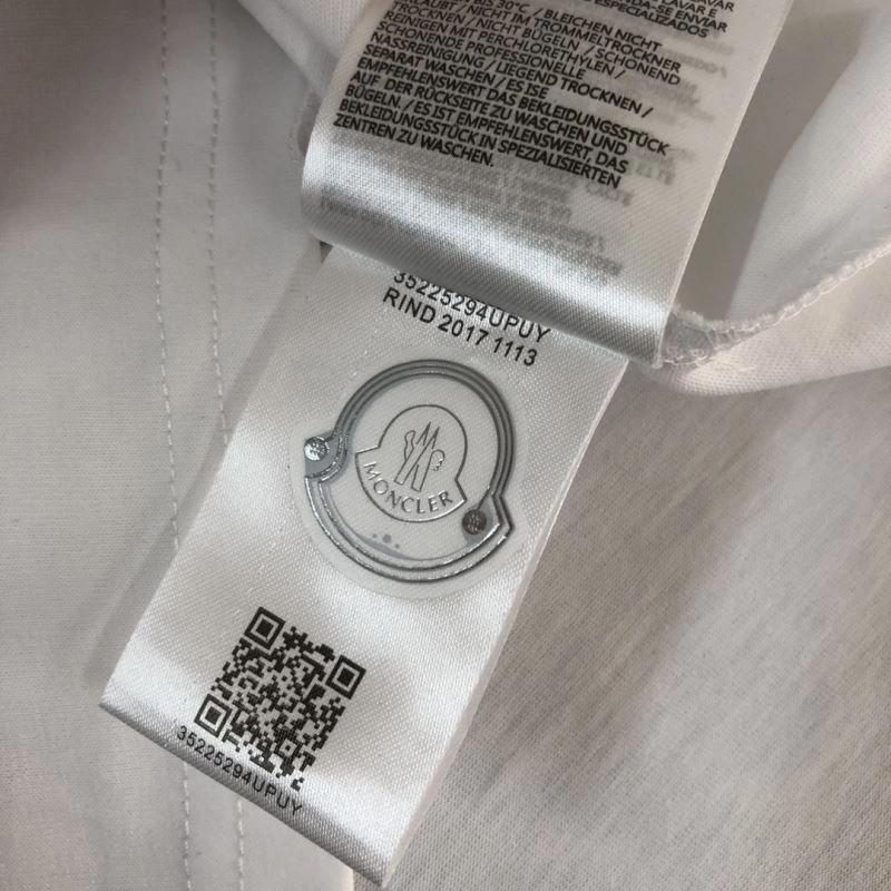 Neat Moncler T-Shirts 143146