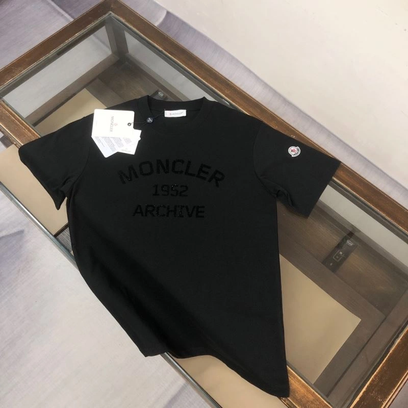 Moncler T-Shirts SunProtective 143143