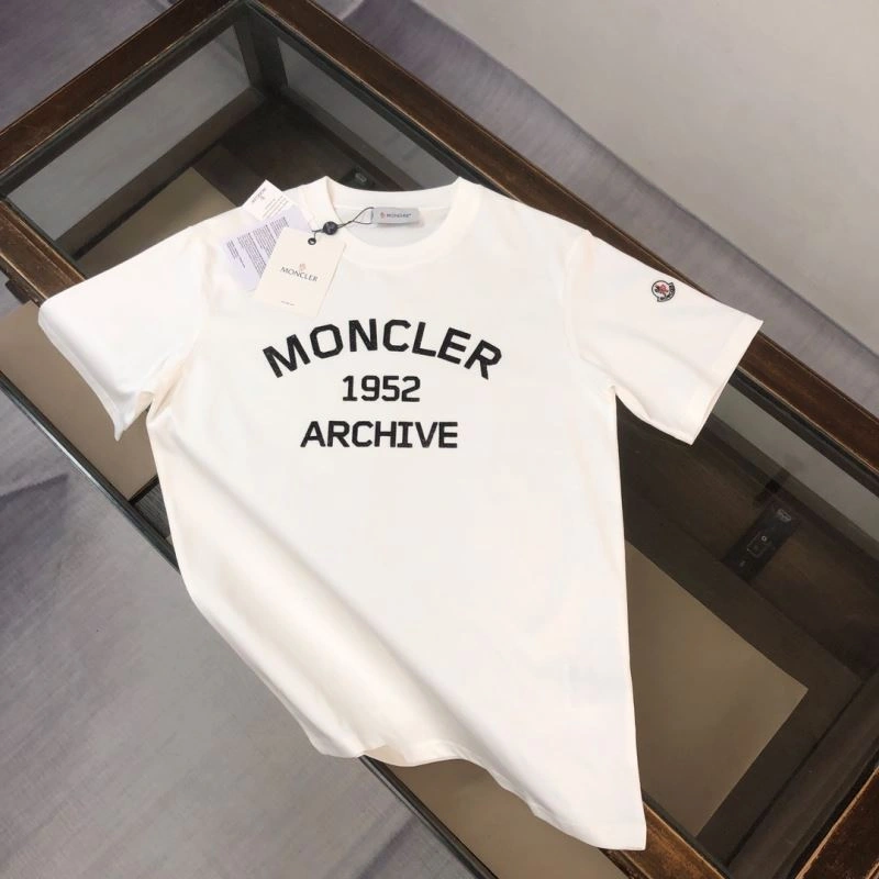 Moncler T-Shirts Trendy 143140