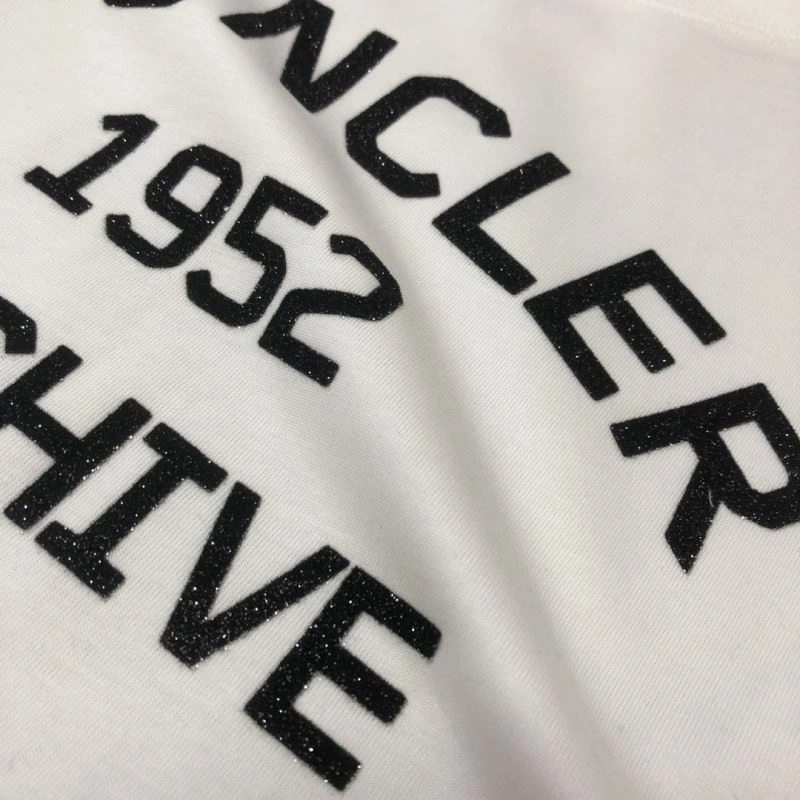 Moncler T-Shirts Trendy 143140
