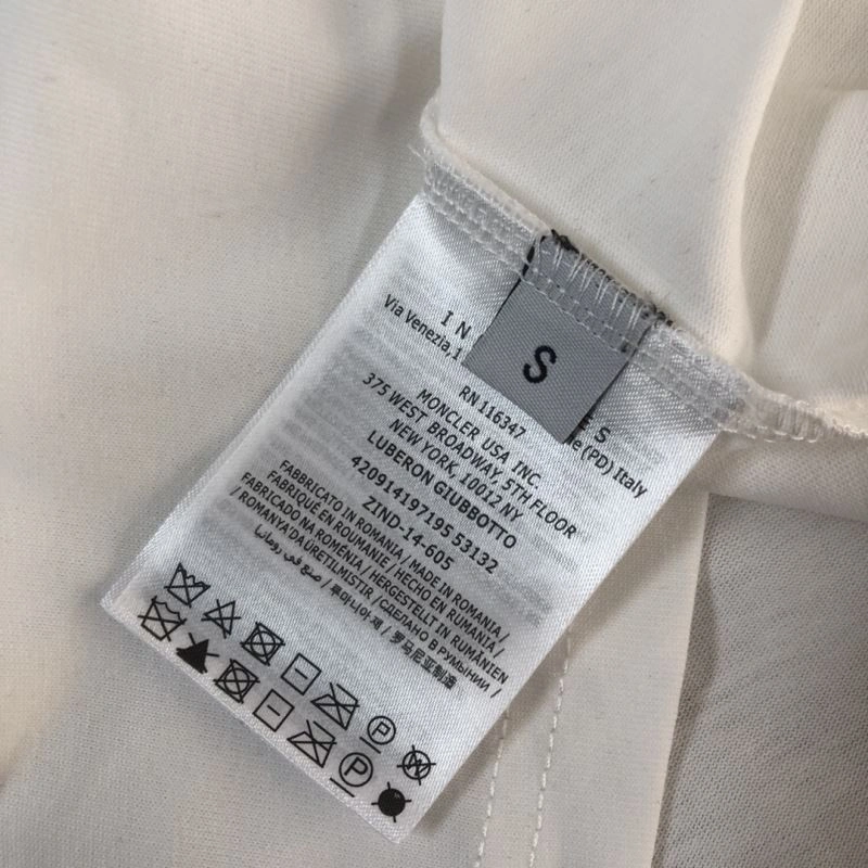 Moncler T-Shirts Tailored 143137