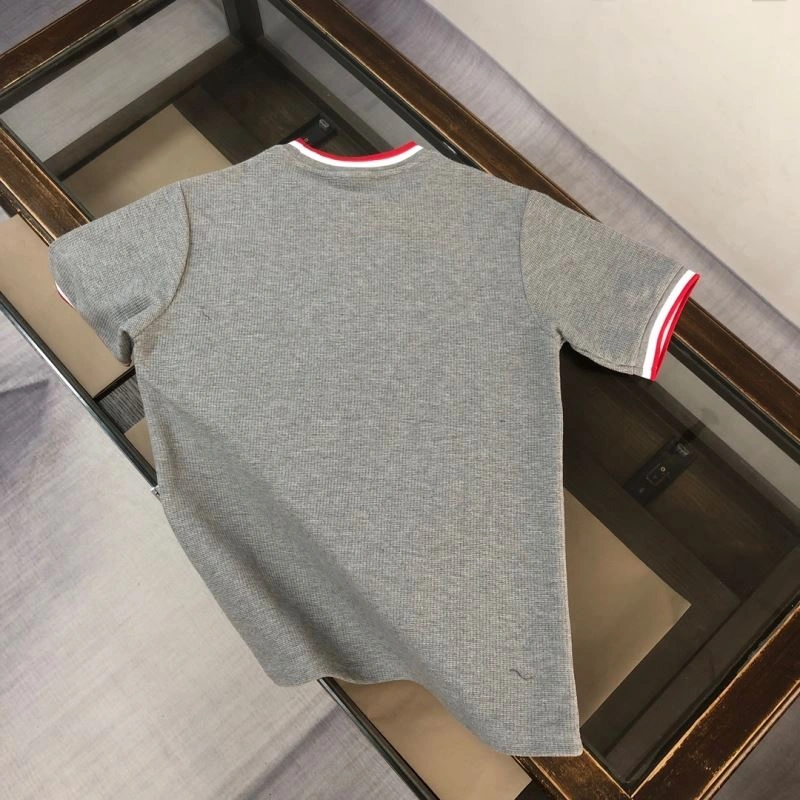 Moncler T-Shirts Soft 143132