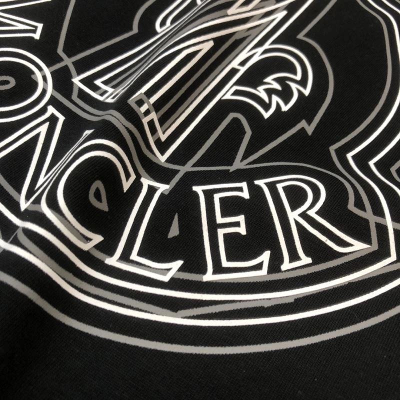 Moncler T-Shirts Comfortable 143128