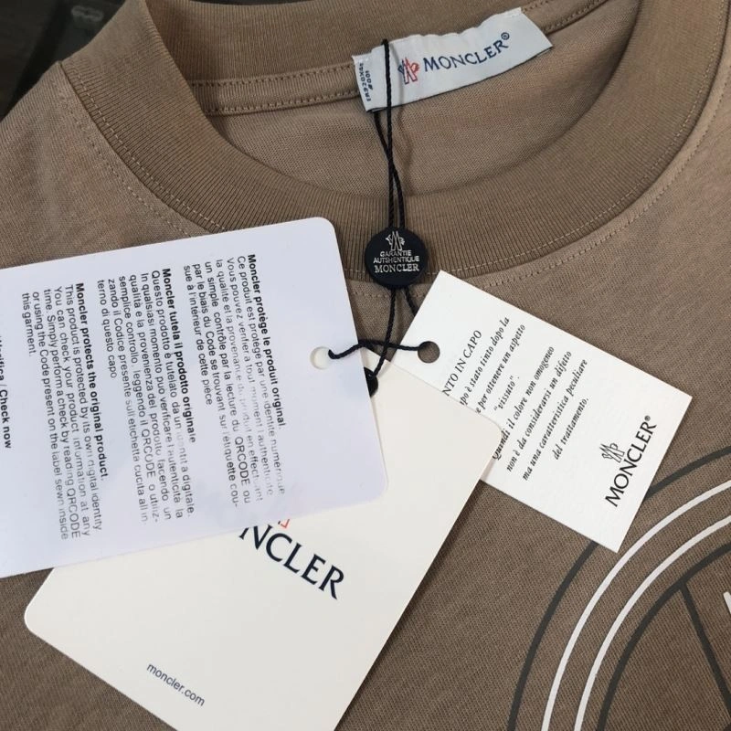 Moncler T-Shirts WellDesigned 143126