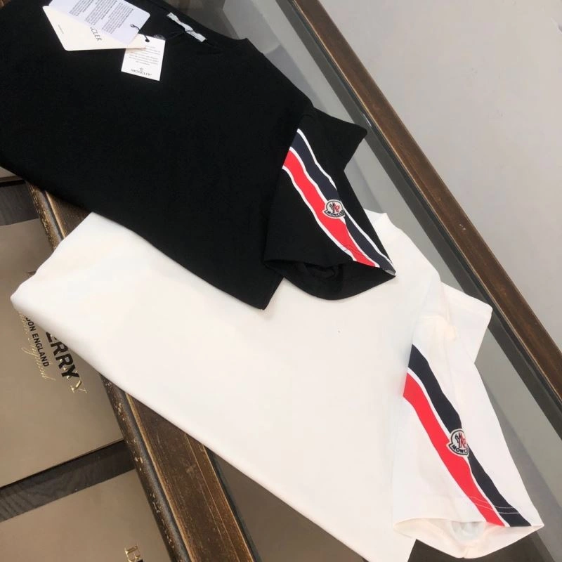 Moncler T-Shirts Original 143127