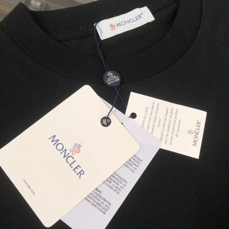 Functional Moncler T-Shirts 143118
