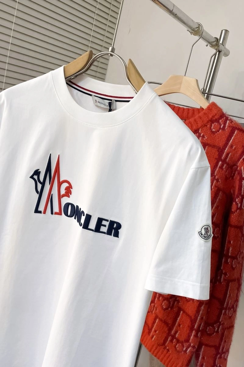Casual Moncler T-Shirts 143125
