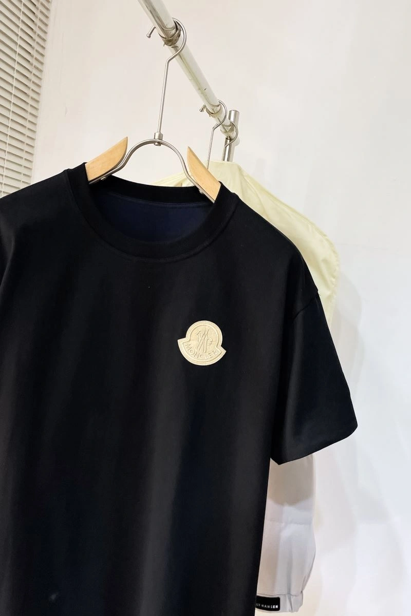 Moncler T-Shirts Colorful 143139
