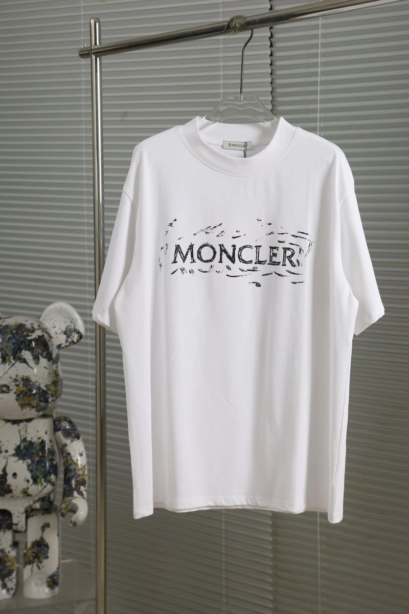 Minimalist Moncler T-Shirts 143135
