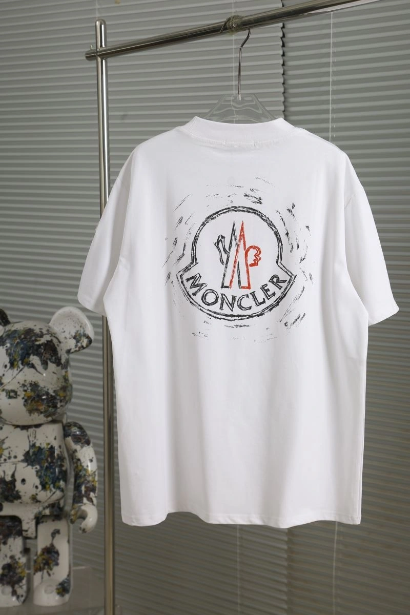 Minimalist Moncler T-Shirts 143135