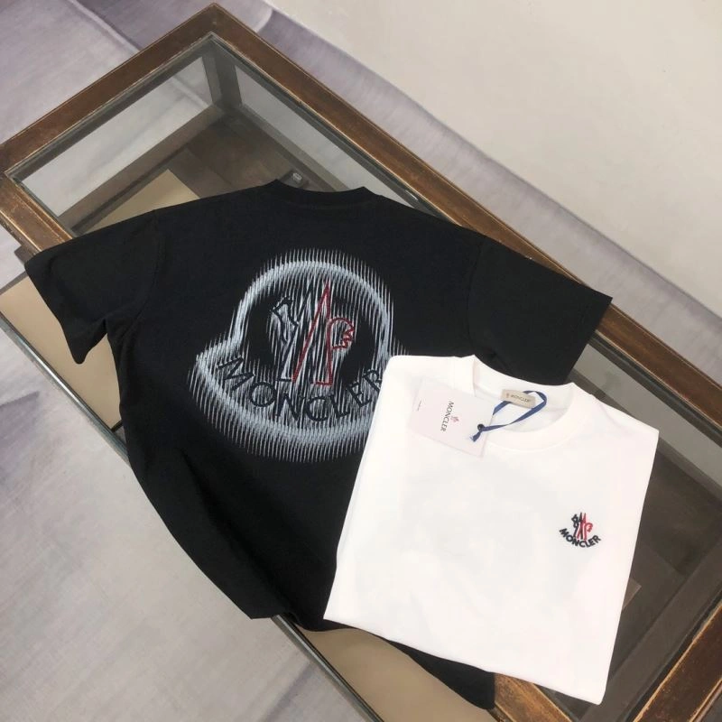 Bold Moncler T-Shirts 143115
