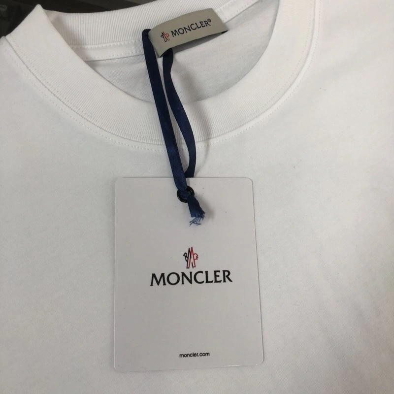 Bold Moncler T-Shirts 143115