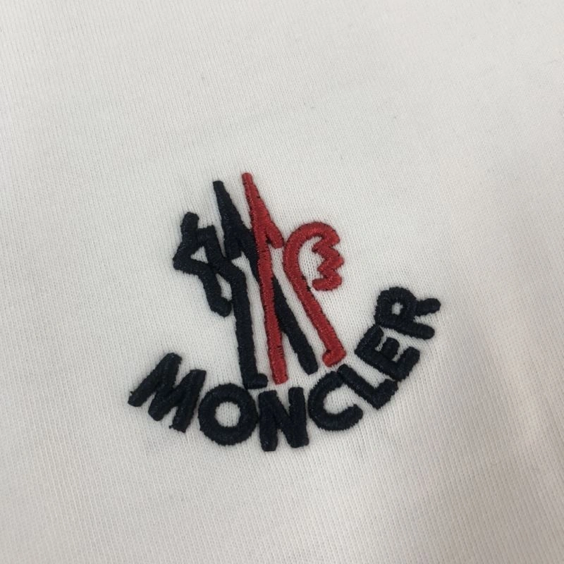 Bold Moncler T-Shirts 143115