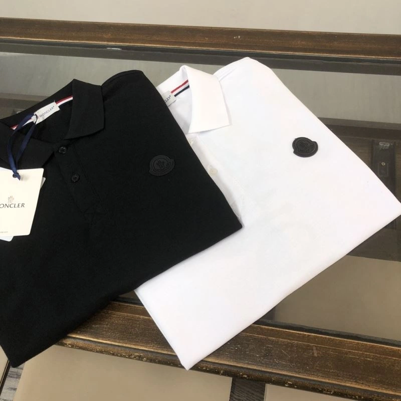 Moncler T-Shirts Lightweight 143138