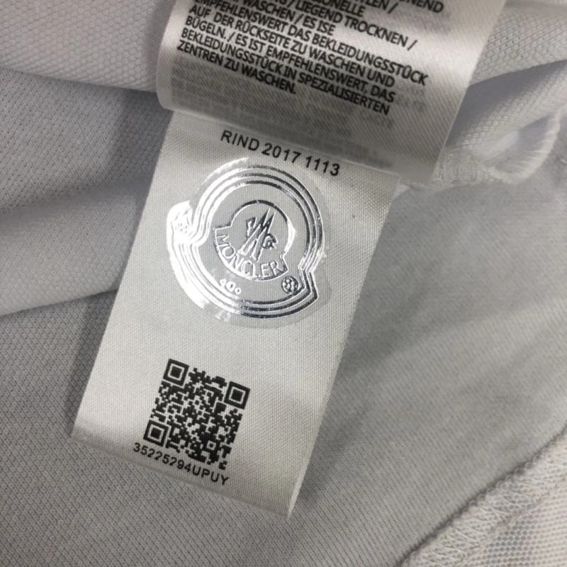 Effortless Moncler T-Shirts 143113