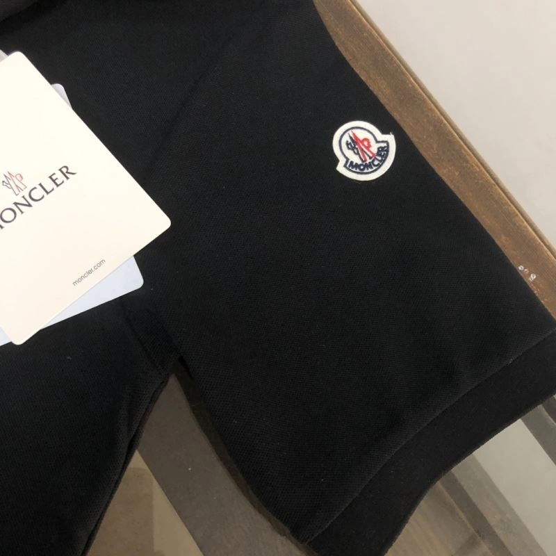 Vibrant Moncler T-Shirts 143107