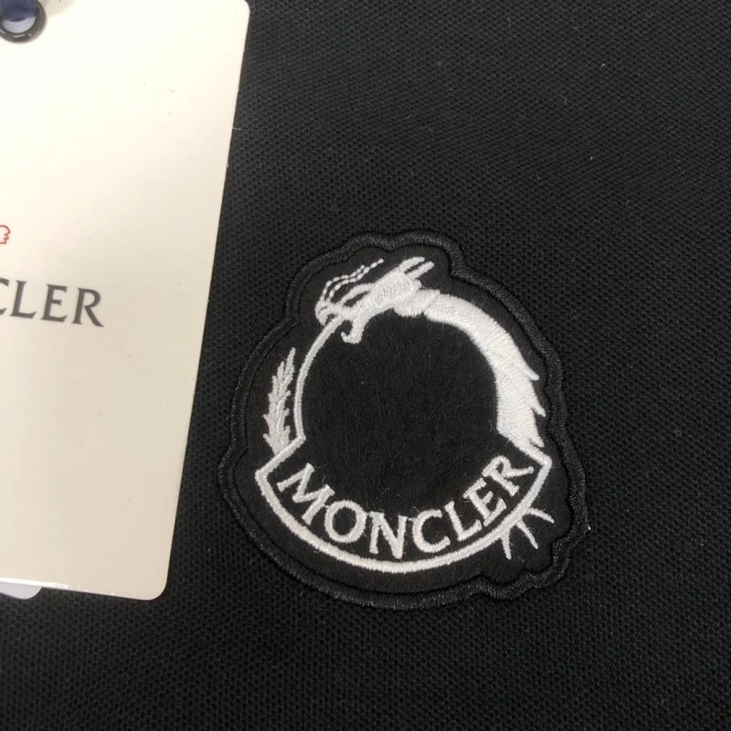 Moncler T-Shirts Functional 143105