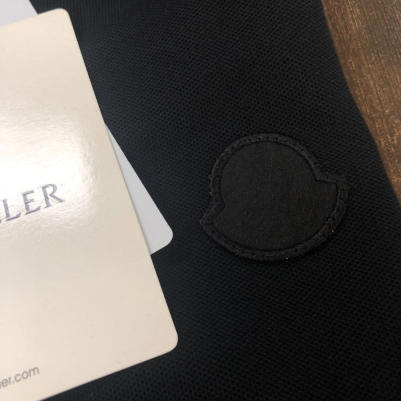 Moncler T-Shirts WellDesigned 143094