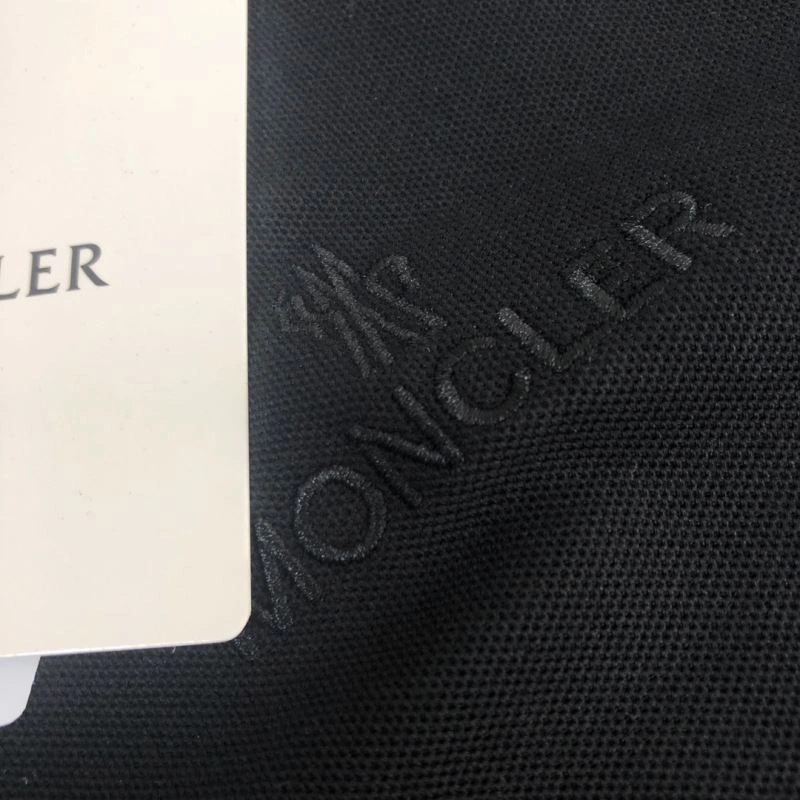 Moncler T-Shirts WrinkleFree 143098