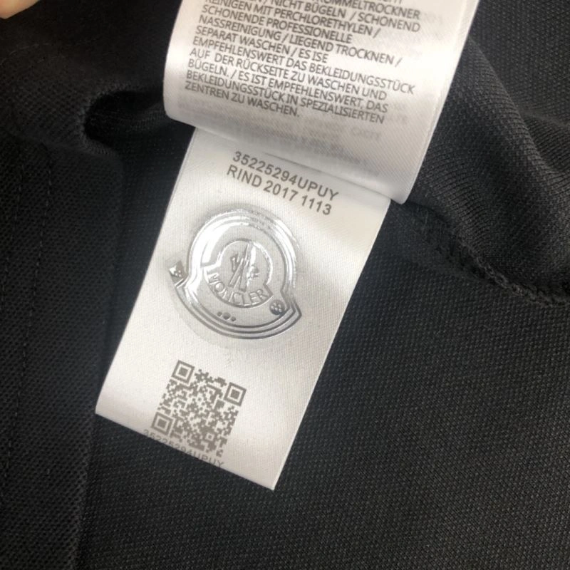 Moncler T-Shirts WrinkleFree 143098
