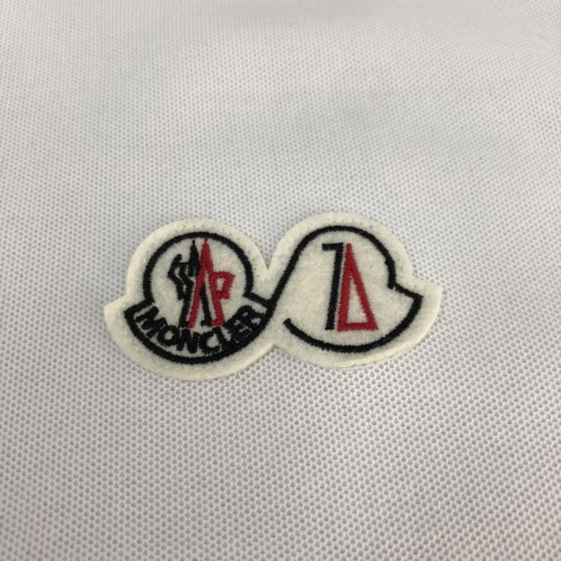 Moncler T-Shirts TravelReady 143085