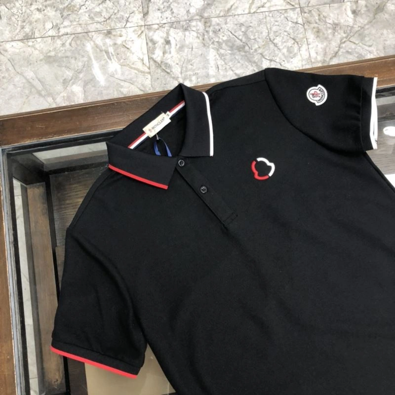 Lightweight Moncler T-Shirts 143078