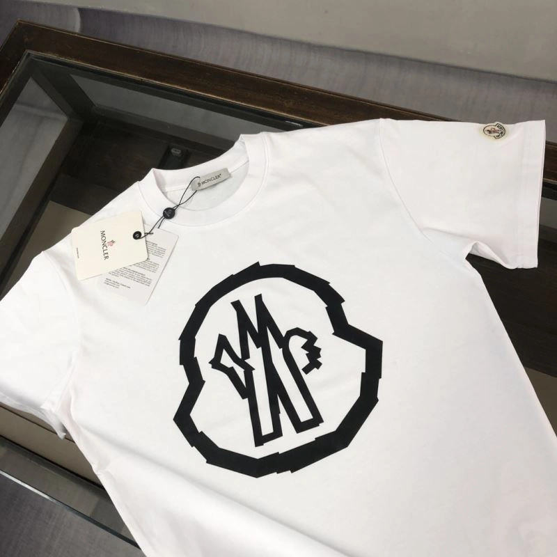 Premium Moncler T-Shirts 143079