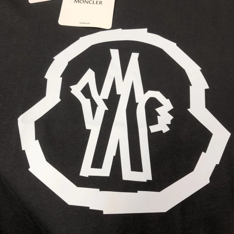 Moncler T-Shirts Packable 143084